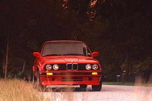 Tested: 1990 BMW 318is Is a Bona Fide Value