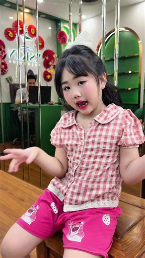 Đâu đó nhân vật phụ đang lấn át nhân vật chính quá ạ.!. Mn thấy con hôm nay iu k ạ.?@@Vương Quang Phong