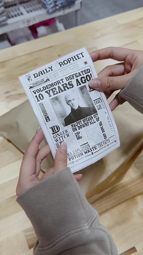 Let’s pack a Slytherin mystery pack together 🐍🫶🏻✨ Also, Happy Slytherin Pride Day to all my fellow Slytherins! 🎉🐍💚🖤 #slytherinaesthetic #potterhead #potterhead #potterheads #dracomalfoy #dracotok #slytherin🐍