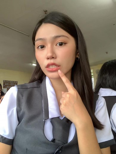 Fake Braces Fashion: An Affordable Trend