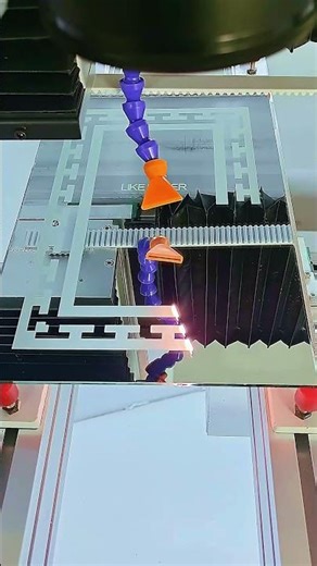 LED Mirror Laser Engraving Machine glass mirror laser engraving equipment for glass solution