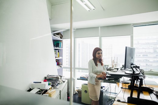 The Benefits of Using a Standing Desk