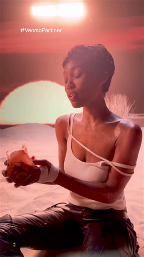 Quenlin Blackwell on Instagram: "Not a real desert, but definitely a real free taco. Use @venmo in Taco Bell’s app to get yours. Terms Apply. #venmopartner"