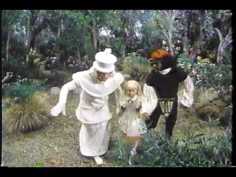 "The Lion and the Unicorn" - Alice in Wonderland (1985)