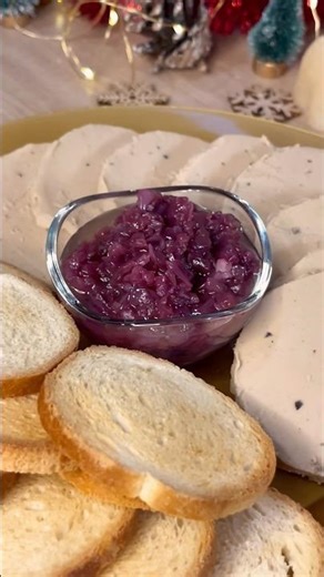 Red onion confit with balsamic vinegar 🎄