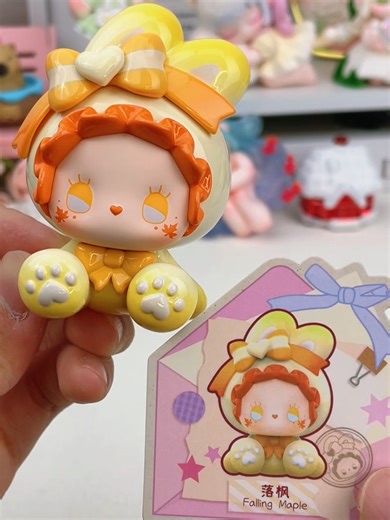 Unboxing surprise! Is this the new IT doll in the collectible world? #blindbox #blindboxunboxing #TIKTOKshopjumpstart #unboxing #emma