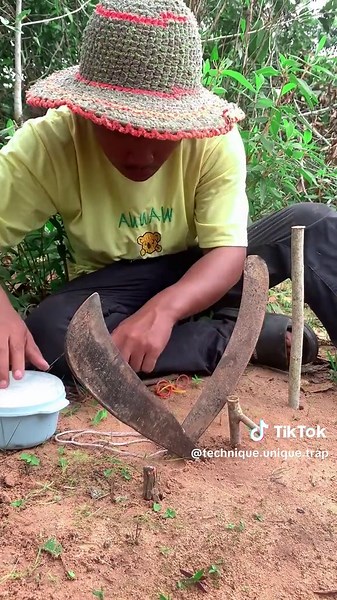 100% effective trap - Simple easy to make amazing trap to catch wild boar using ancient sickle #wildlife #animals #trapping #pig #wildpig #wildboar #wildboartrap #fyp