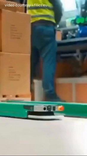 192K views · 868 reactions | This Robot System Works Faster Than Humans! – Filics Double Runner  #FilicsRobots #AutonomousMobileRobot #WarehouseAutomation #FilicsDoubleRunner #SmartFactory #IndustrialAutomation | Gadgetxplore | Facebook