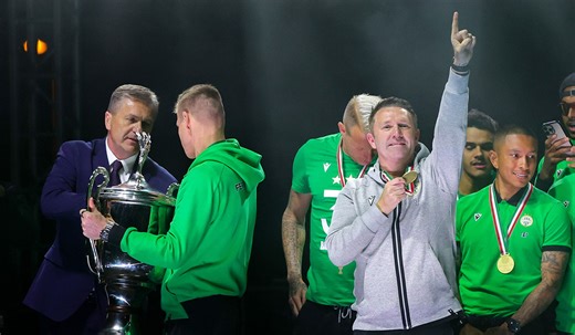 Robbie Keane suffers injury during Hungarian title celebrations