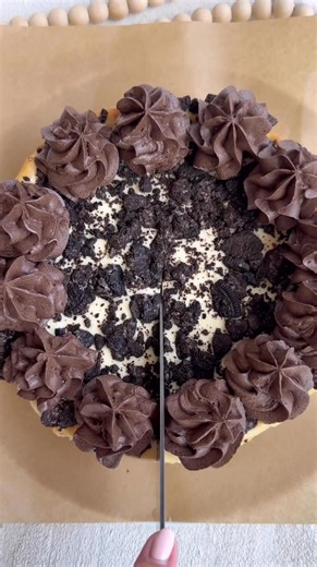 6.9K views · 41 reactions | OREO BROWNIE CHEESECAKE! full recipe here: https://goldengracekitchen.com/oreo-brownie-cheesecake/ #oreo #brownies #cheesecake #dessertrecipes #glutenfreebaking | The Golden Grace Kitchen | Facebook