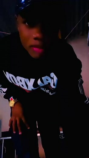 # Siyaphilaa | Ergan Nzima