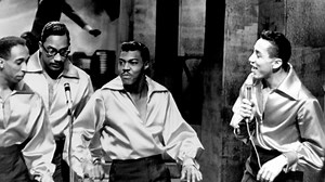 🇺🇸🎆 Join me on the 4th of July as I’ll be performing live at the A Capitol Fourth 🇺🇸🎆 Tune into my live performance streaming on @PBS. #4thOfJuly | Smokey Robinson