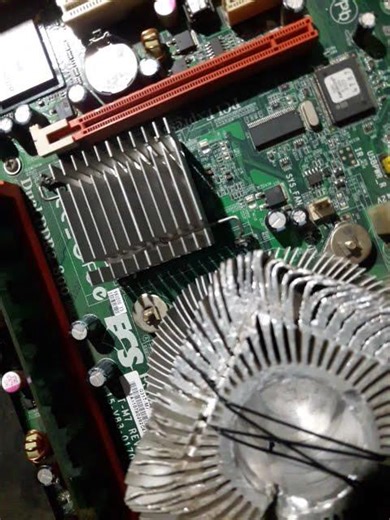 Glitch screen two heat sink combined reduced heat