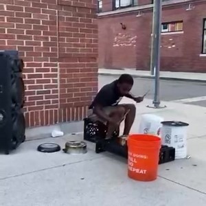 2.4M views · 109K reactions | SEXTOU !!! HOJE É DIA DE CURTIR MÚSICA BOA E BEBER AQUELE GELO  | Baile das Antigas RJ | Facebook