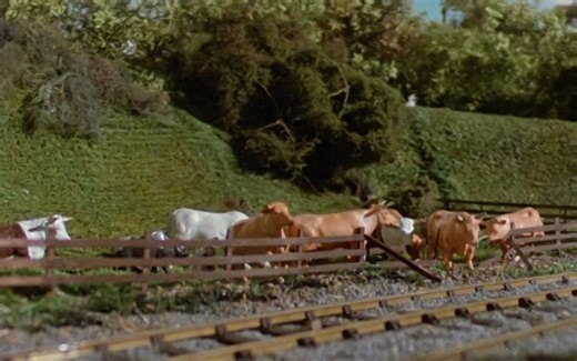 Edward's FULL S2 Theme (Cows   Edward's Exploit)