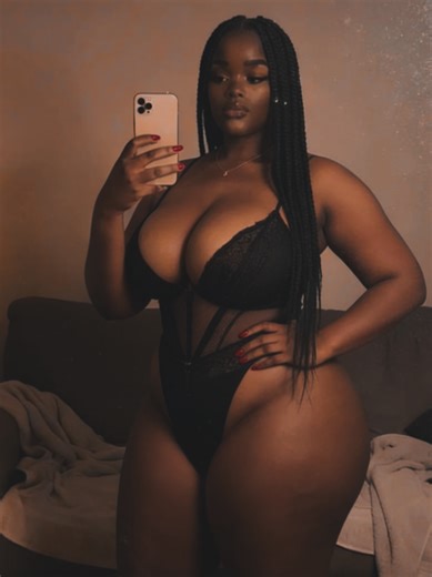 Stylish Plus Size Lingerie Outfit Ideas for Curvy Women