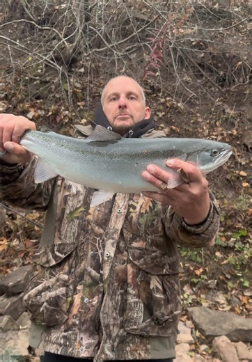 Fish onnnn 😃🎣 #fyp #viral #fishing