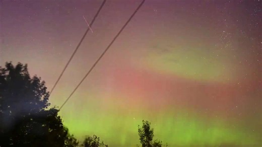 Timelapse captures stunning aurora over Maine