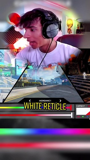 Using white reticle in Apex Legends 💀 #apex #apexlegends