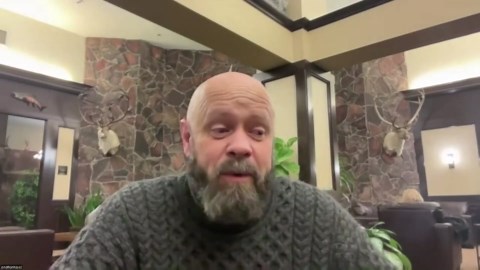 Maine musher prepares for sled dog race across Alaskan wilderness