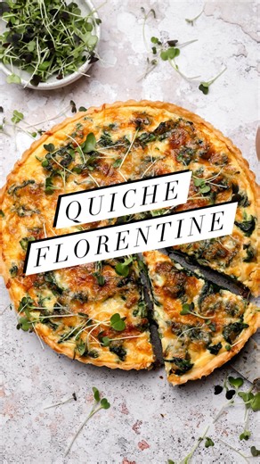 Creamy cheesy quiche Florentine for an easy and delicious breakfast