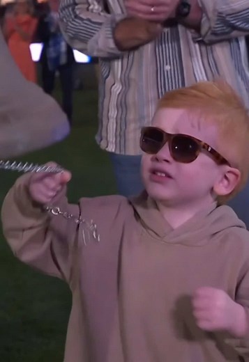 Who's Cutting Onions? AFL Footy Highlights