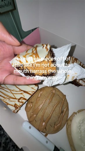 they stuffed it too omg you digging in me you digging in me 🥺