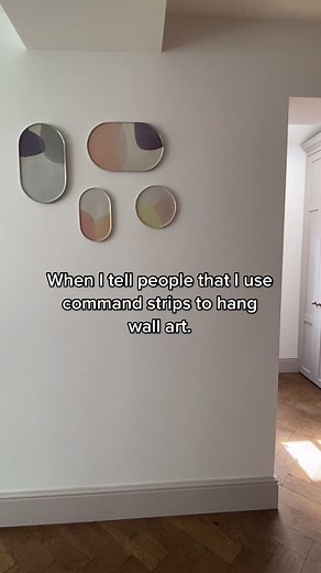 Hang Wall Art Without Drilling | Command Strips Tips