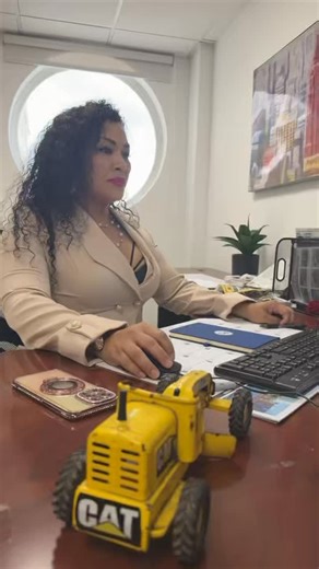 Commodity Intl on Instagram: "Cuando me escribe ese cliente 💬🙌🏽 🌊 Ocean Transportation 🚢 Trust that moves across oceans. 📞 305-927-8876 /561-609-1683 (Office) 📧 commodityintl1@gmail.com xioc@commodityintl.com 📍 12484 NW South River Drive, Suite 322, Medley FL 33178 🌎 Countries We Serve: Colombia 🇨🇴 | Ecuador 🇪🇨 | Peru 🇵🇪 The Caribbean 🌴 ⚙️ Services: • Containerized cargo shipping • Logistics and transportation across the USA and to all U.S. ports • Safe, on-time, and professional