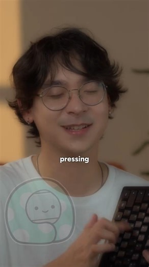 TenZ Did WHAT with his keyboard? 🛏️