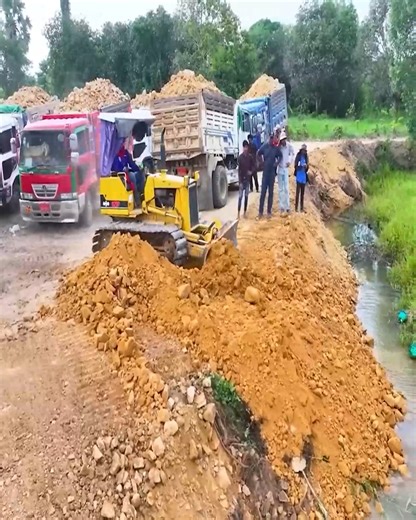 Professional Bulldozer Skills Building Swamp Roads With Dump Trucks Dumping Soil | Bulldozer Operator