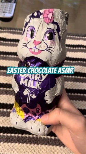 Quick Easter bunny chocolate #asmr with #crinklingsounds 🐣🐇🪺🍫 #chocolate #easter