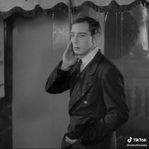 Vintage Silent Film: The Cameraman (1928)