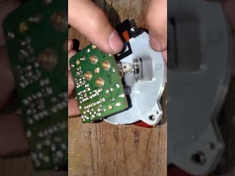 How to repair a stuck Starex RPM needle.