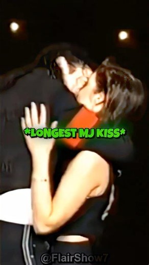 Michael Jackson KISSED His Wife And THIS Happened! 😳