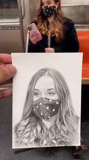 🔥How to go viral as an artist course out now- link in bio🔥