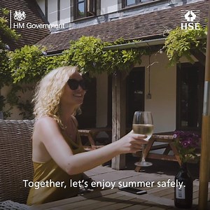 If you are visiting a pub, restaurant, or cafe this weekend, follow the COVID Secure guidance at the venue. | UK Government