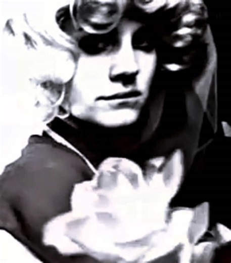 Lizzy Grant Gramma (Blue Ribbon Sparkler Trailer Heaven)