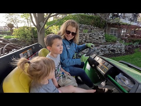 Planting Hollyhocks & Foxglove in Our Garden & In My Parent’s Garden! 💜🌸🌿 // Garden Answer