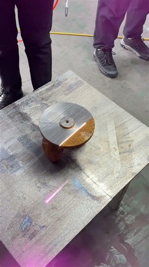‎This Laser Machine Instantly Removes Rust from Metal! 🔥