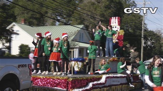 ‘Crucial part of growth’: Conway Christmas parade brings business opportunities