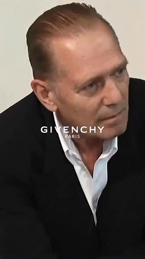 @givenchy 🏴‍☠️ Paul Simonon captured by Collier Schorr for the Spring 2026 campaign. Givenchy by Sarah Burton Model Paul Simonon Photographer @collierschorrstudio Campaign creative direction @ferdinandoverderi Styling Camilla Nickerson Casting @jesshallettcast Hair @olivierschawalder Makeup @lucia_pieroni Nails @amaquashie | LA Punk Rocker