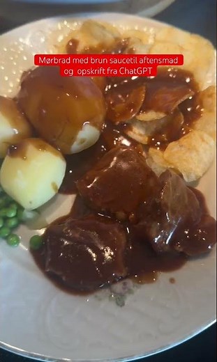 Mørbrad med brun sauce til aftensmad og opskrift fra ChatGPT