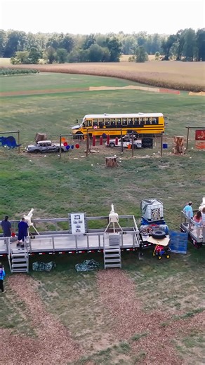 On behalf of the entire Lynd Family, THANK YOU for such a fantastic Fall Season! We have had 10 crazy weekends packed full of apples, pumpkins, popcorn, cannons, corn mazes, donuts and more. While all the usual fall activities are done for 2025, the market will remain open every Wednesday-Sunday, 10-5pm through December 14th! (Closed on Thanksgiving). We have a few NEW activities lined up for the next few weeks - so be sure to keep an eye on this page and The Cider Press Newsletter so you don’t 