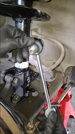 Toyota Avanza Sway Bar Link Replacement #automobile #mechanic #carrepair #tips