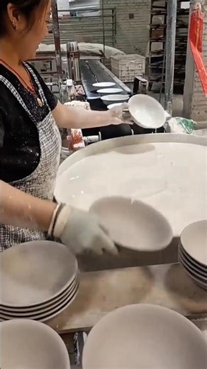 Ceramic Plate Making Process in Factory #ceramics #factory #shorts
