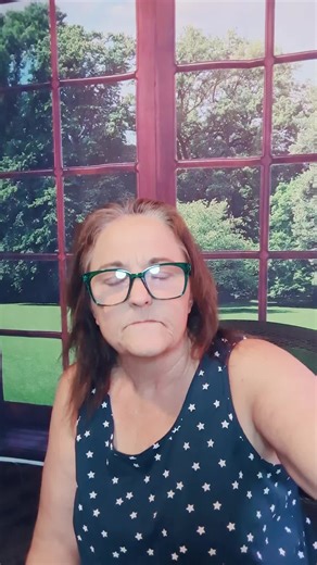 Becca-FL Chicken Mama🚩 (@beccamoringafarmrn)’s videos with original sound - Becca-FL Chicken Mama🚩