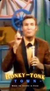 Hank Jr playing banjo 🪕 | Honkytonktown