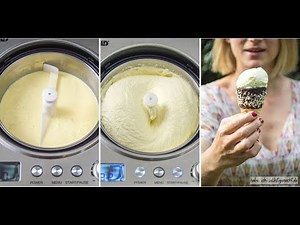 Selbstgemachtes Vanilleeis in der Eismaschine