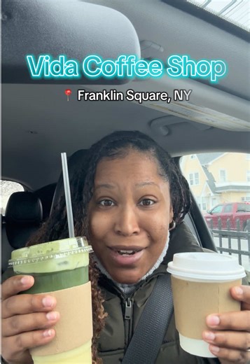 Exploring Vida Coffee Shop: Blueberry Muffin Latte